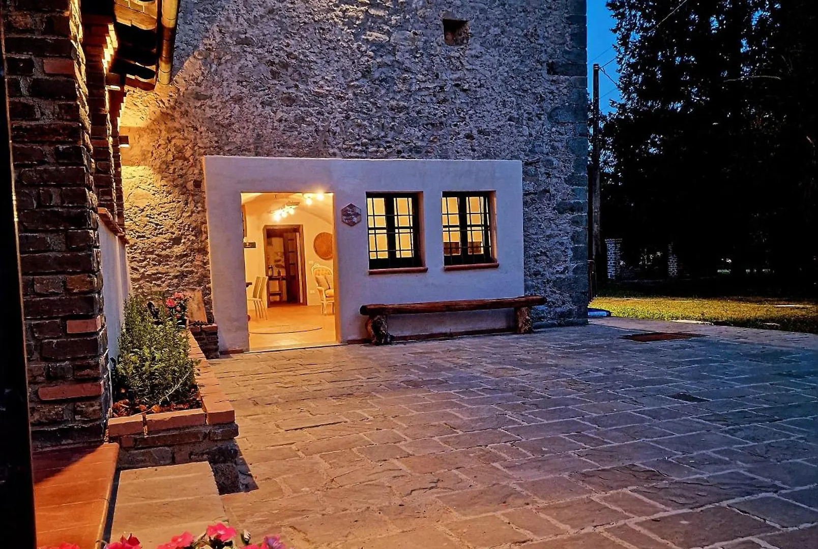 La Pietra Di Ebenezer Villa Filetto  0*, Filetto (Massa and Carrara) Italy